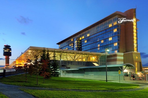 Fairmont Vancouver Airport building